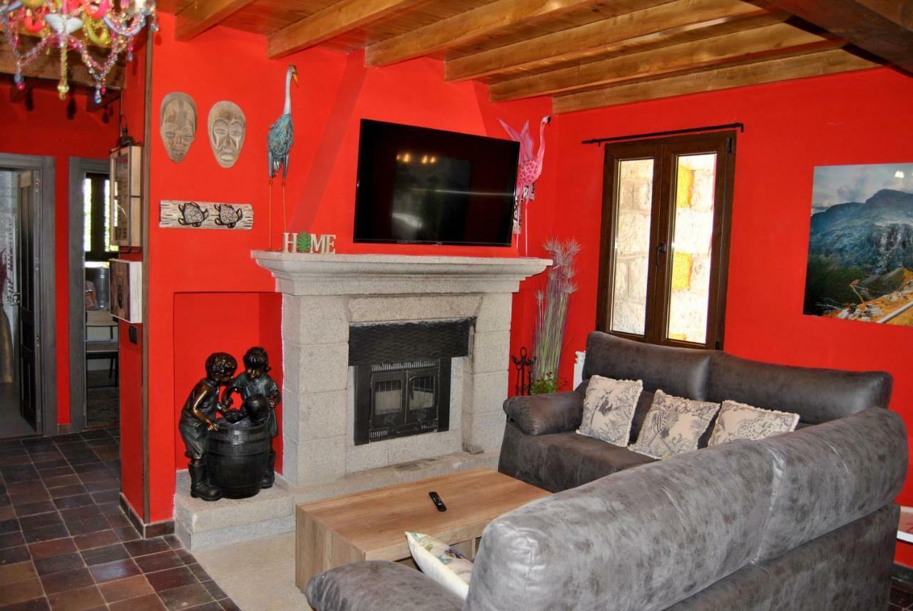 Complejo Casas Rurales Mansiones Y Villas Deluxe Collado Mediano Extérieur photo