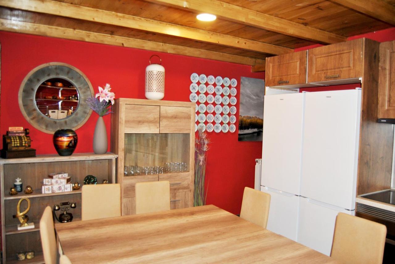 Complejo Casas Rurales Mansiones Y Villas Deluxe Collado Mediano Extérieur photo