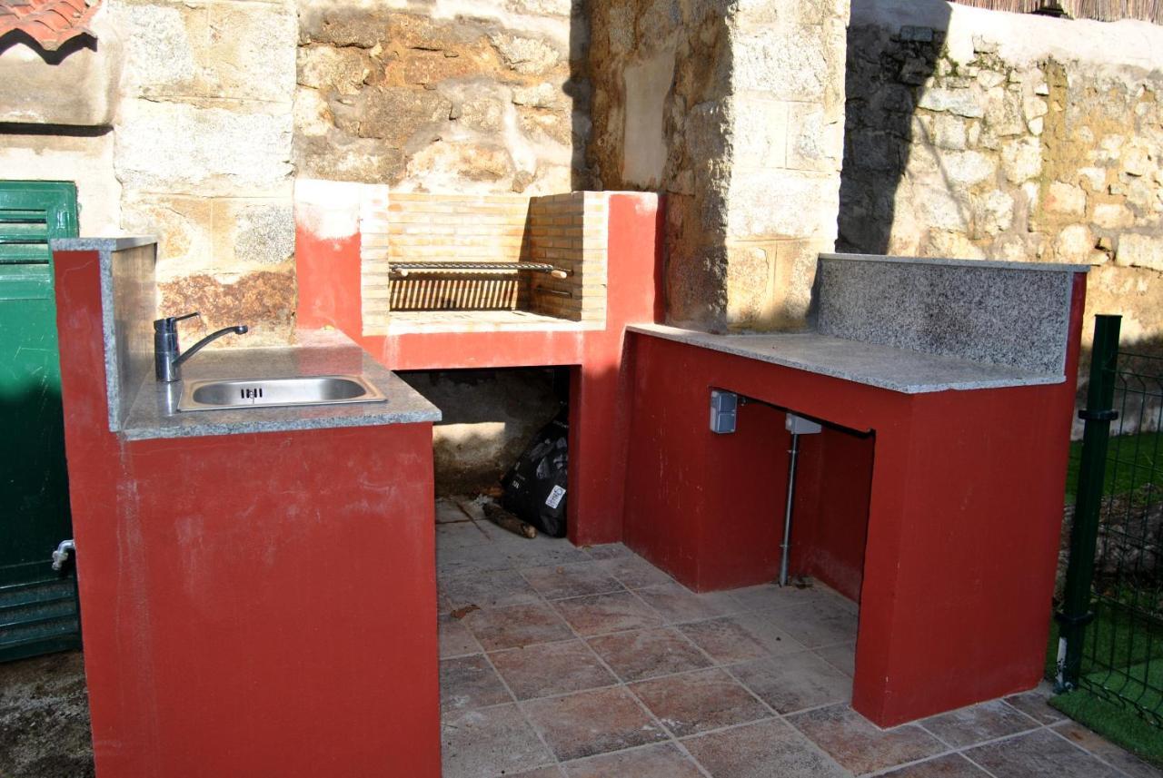 Complejo Casas Rurales Mansiones Y Villas Deluxe Collado Mediano Extérieur photo