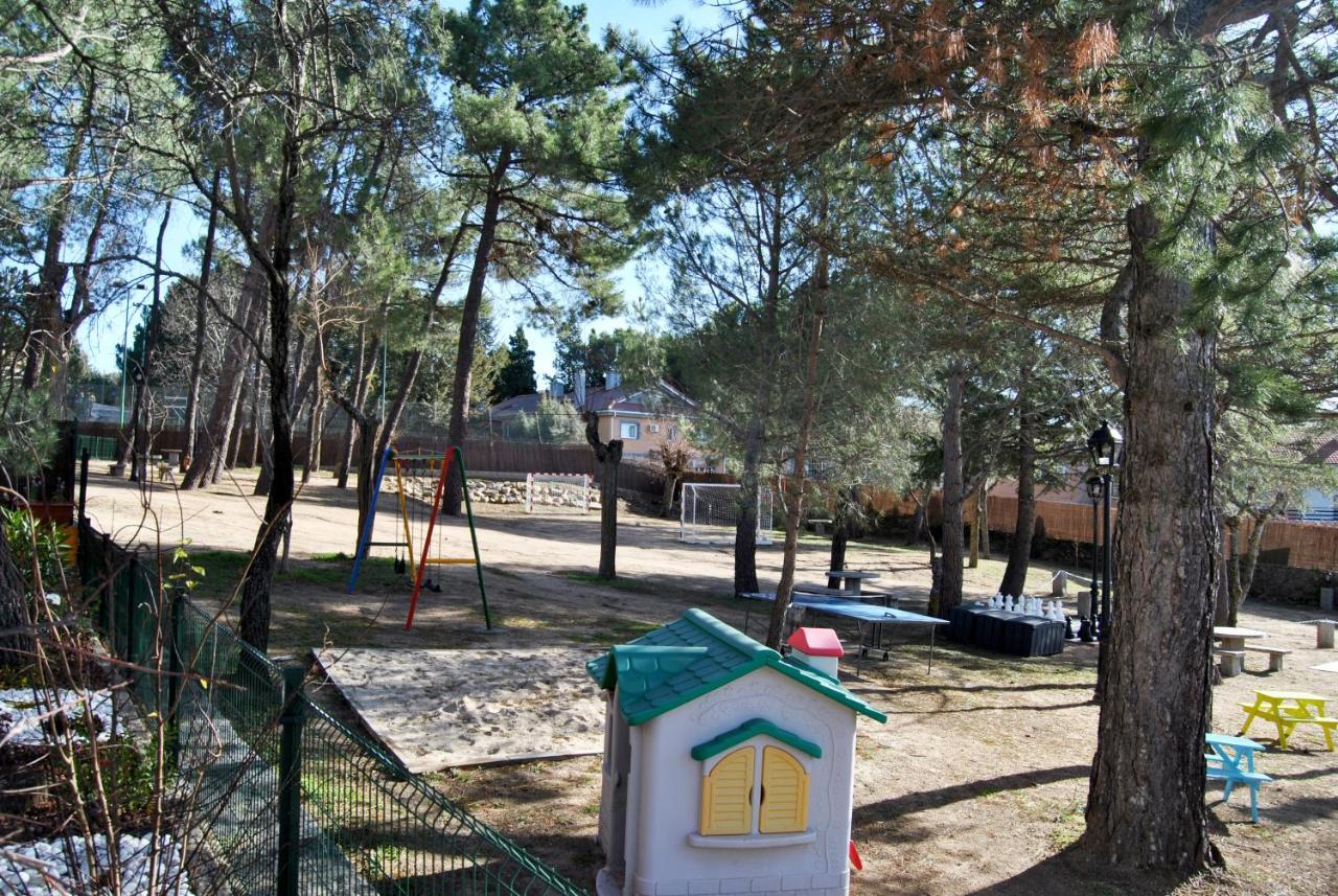 Complejo Casas Rurales Mansiones Y Villas Deluxe Collado Mediano Extérieur photo