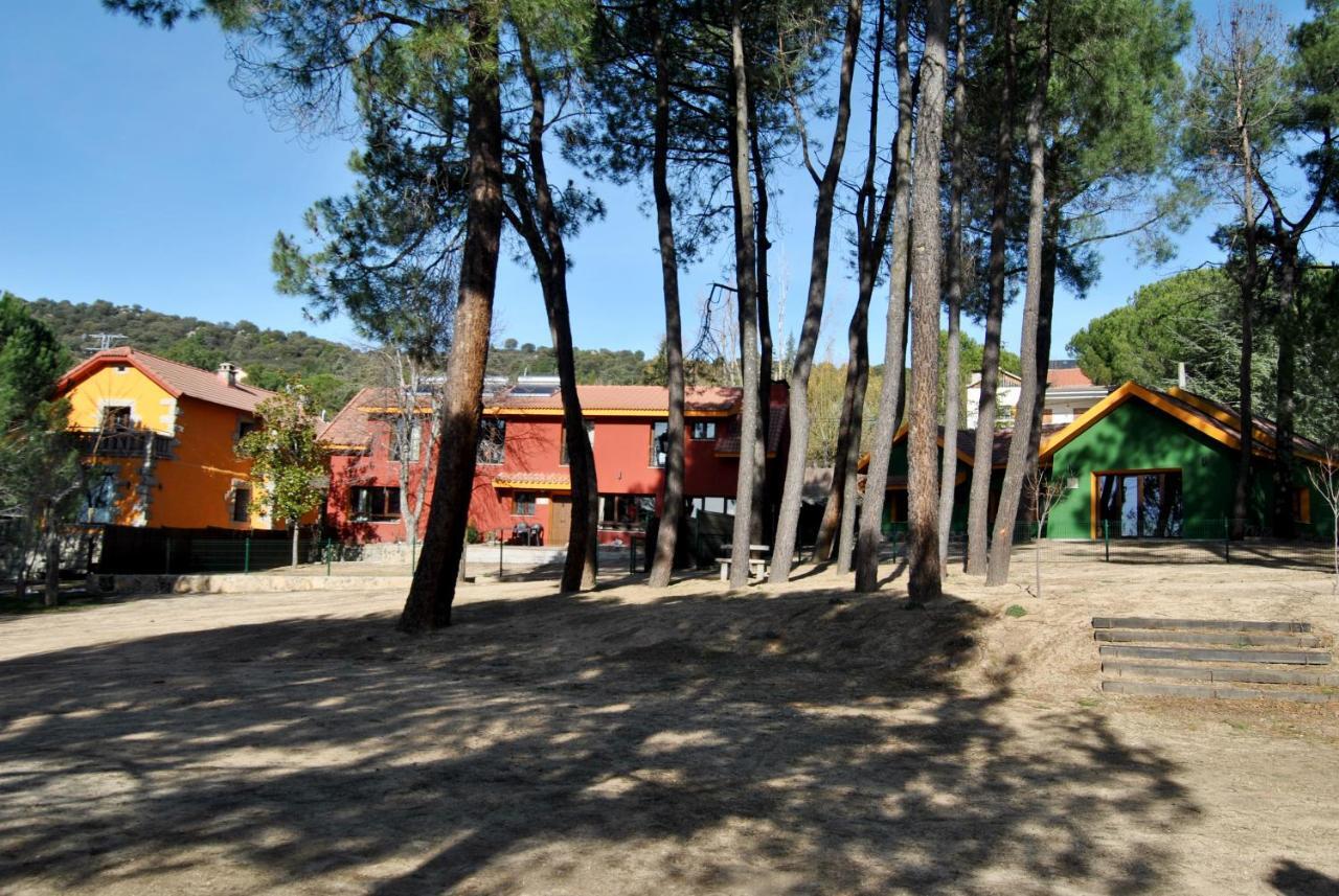 Complejo Casas Rurales Mansiones Y Villas Deluxe Collado Mediano Extérieur photo