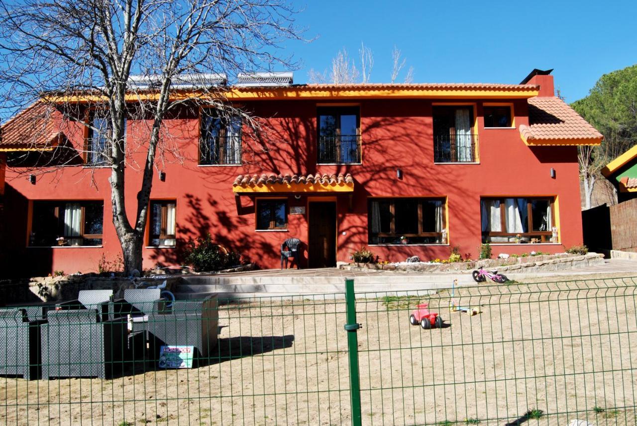 Complejo Casas Rurales Mansiones Y Villas Deluxe Collado Mediano Extérieur photo